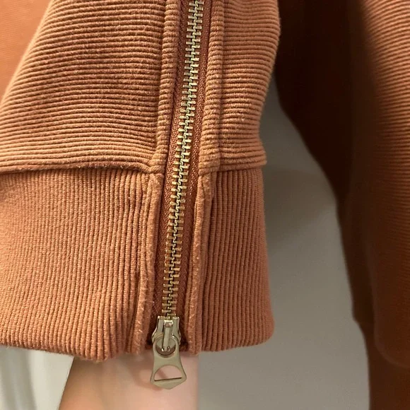 Varley Ribbed Sweater - Picture 3 of 3